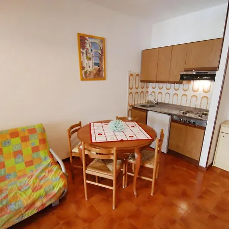 Appartamento Solarium-4 By Interhome *