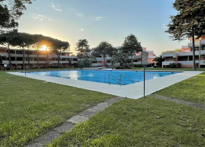 Solarium-4 By Interhome *