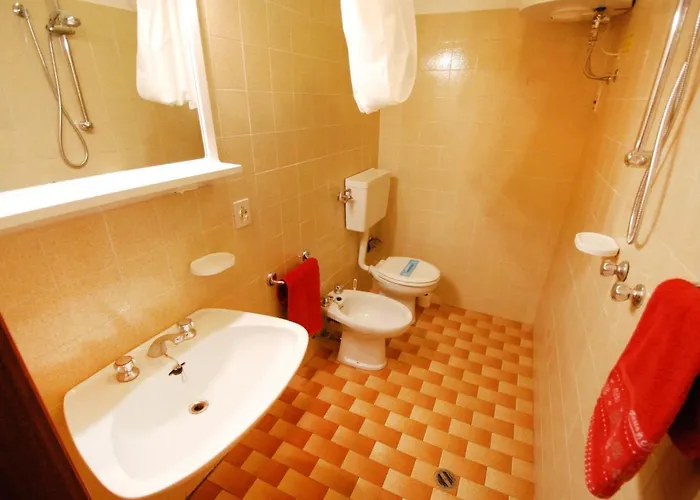 Solarium-4 By Interhome *